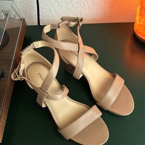 Pashionista sandal latte leather 3” block heel